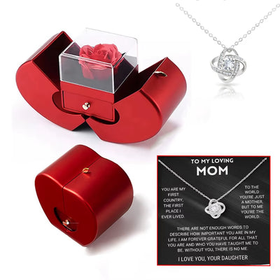 Rose box with necklace 